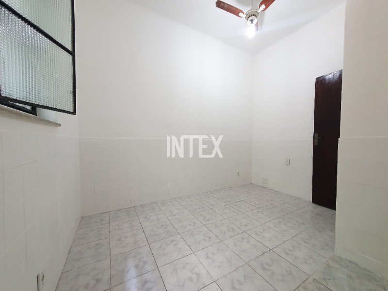 Casa à venda com 3 quartos, 100m² - Foto 19