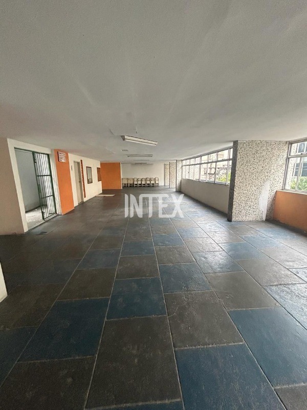 Apartamento à venda com 2 quartos, 73m² - Foto 17