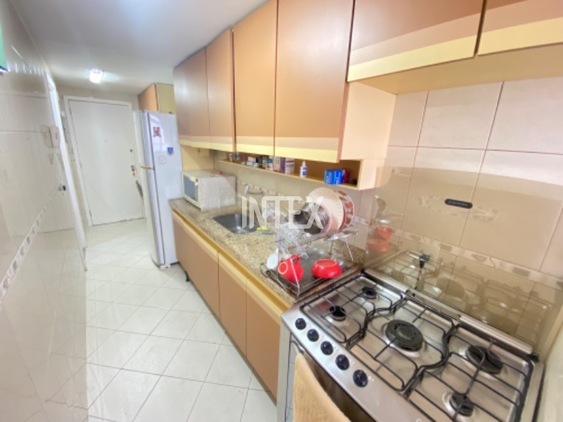 Apartamento à venda com 3 quartos, 86m² - Foto 22