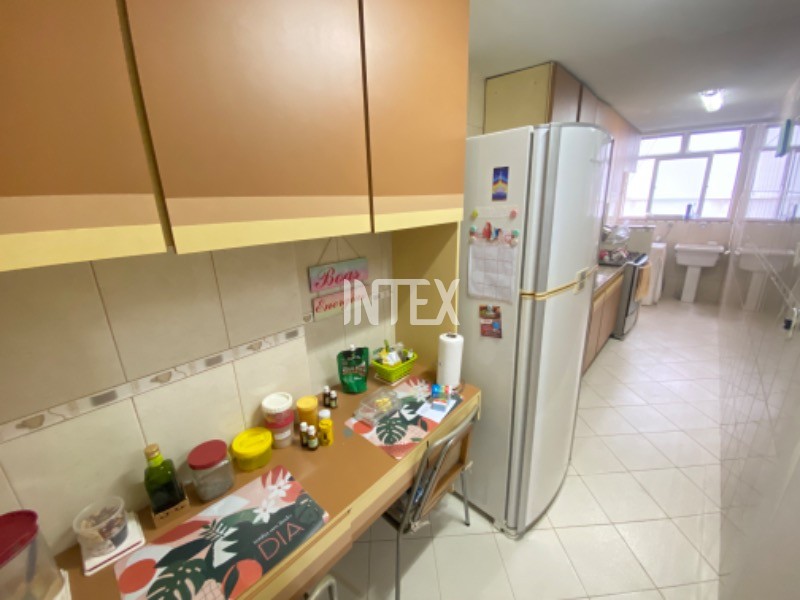 Apartamento à venda com 3 quartos, 86m² - Foto 21