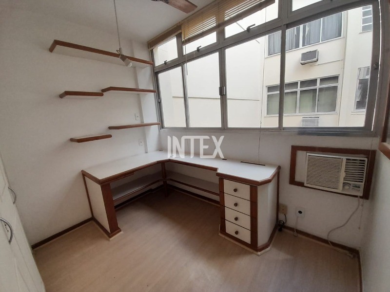 Apartamento à venda com 3 quartos, 76m² - Foto 12