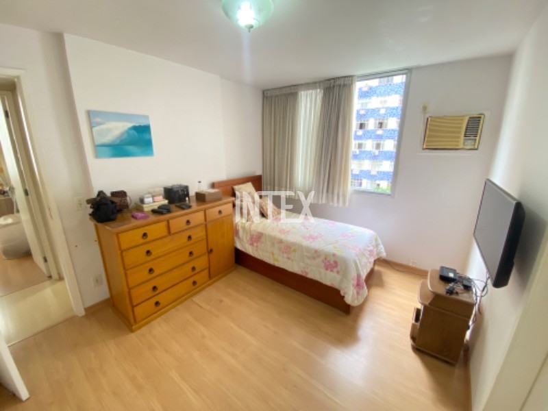 Apartamento à venda com 3 quartos, 86m² - Foto 8