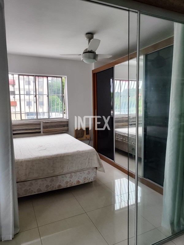 Apartamento à venda com 2 quartos, 65m² - Foto 17