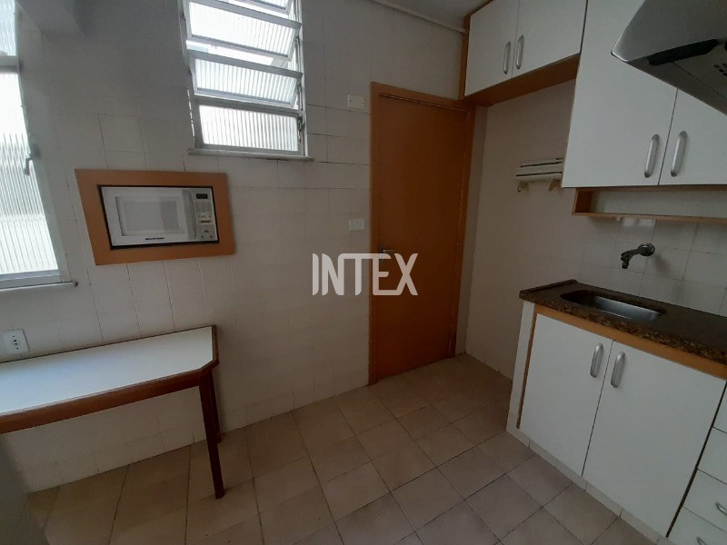 Apartamento à venda com 3 quartos, 76m² - Foto 15