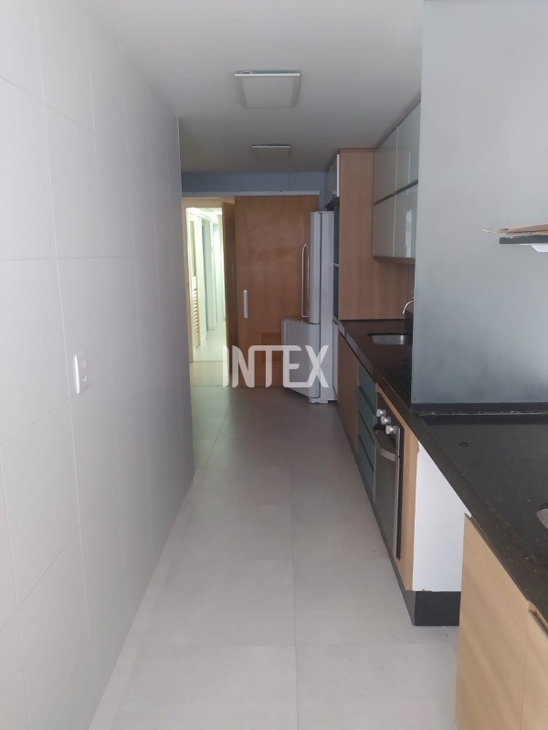 Apartamento à venda com 3 quartos, 118m² - Foto 34