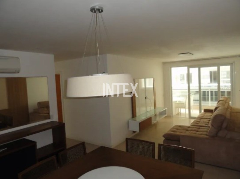 Apartamento à venda com 3 quartos, 118m² - Foto 7