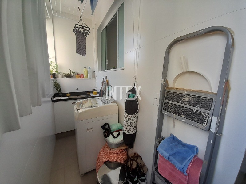 Apartamento à venda com 2 quartos, 75m² - Foto 23