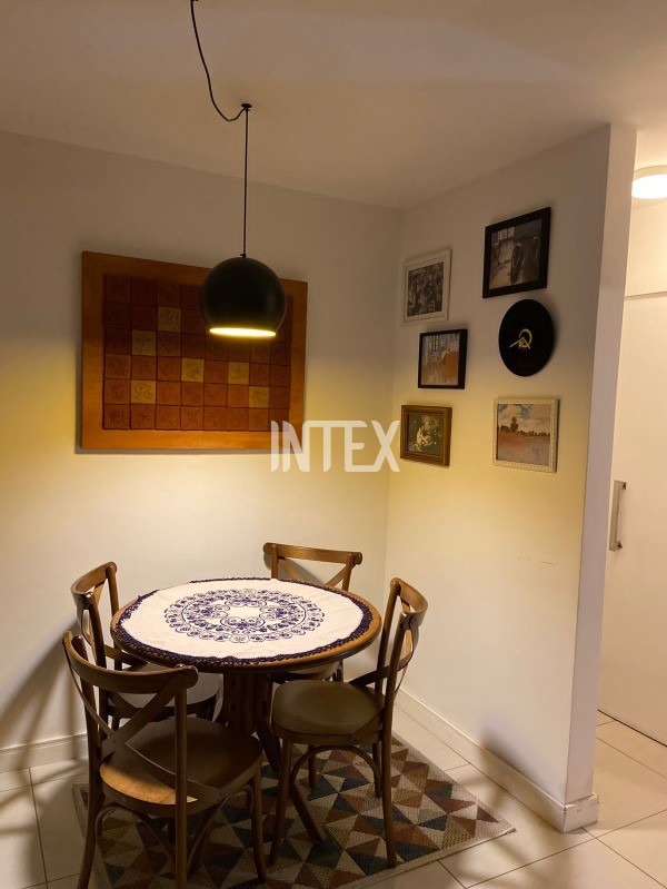 Apartamento à venda com 1 quarto, 60m² - Foto 3