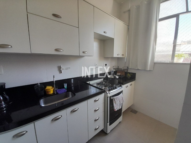 Apartamento à venda com 2 quartos, 75m² - Foto 18