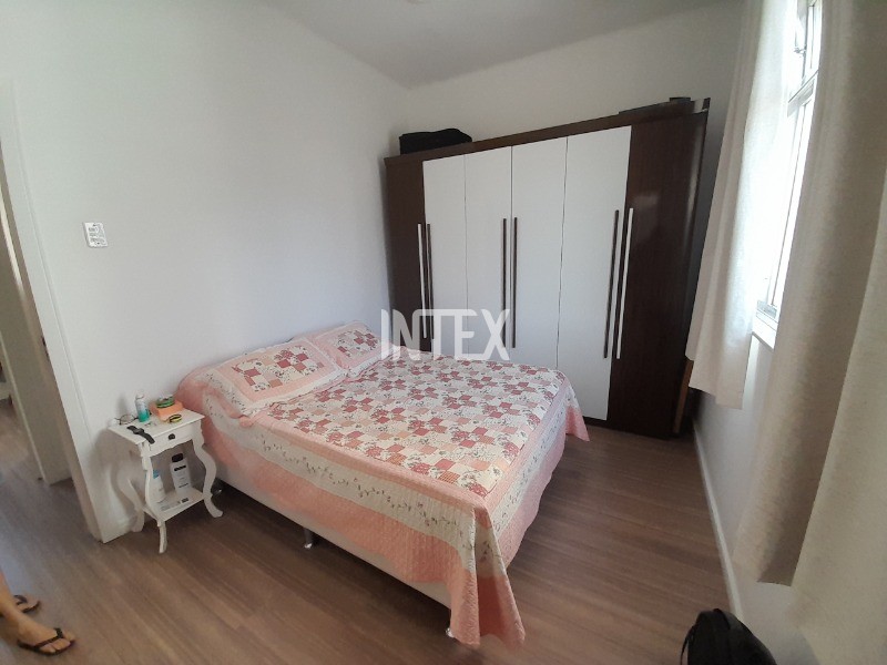 Apartamento à venda com 2 quartos, 75m² - Foto 6