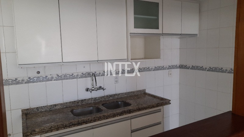 Apartamento à venda com 1 quarto, 60m² - Foto 4