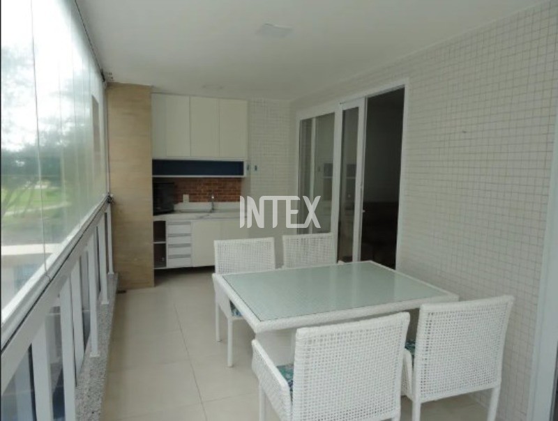 Apartamento à venda com 3 quartos, 118m² - Foto 1