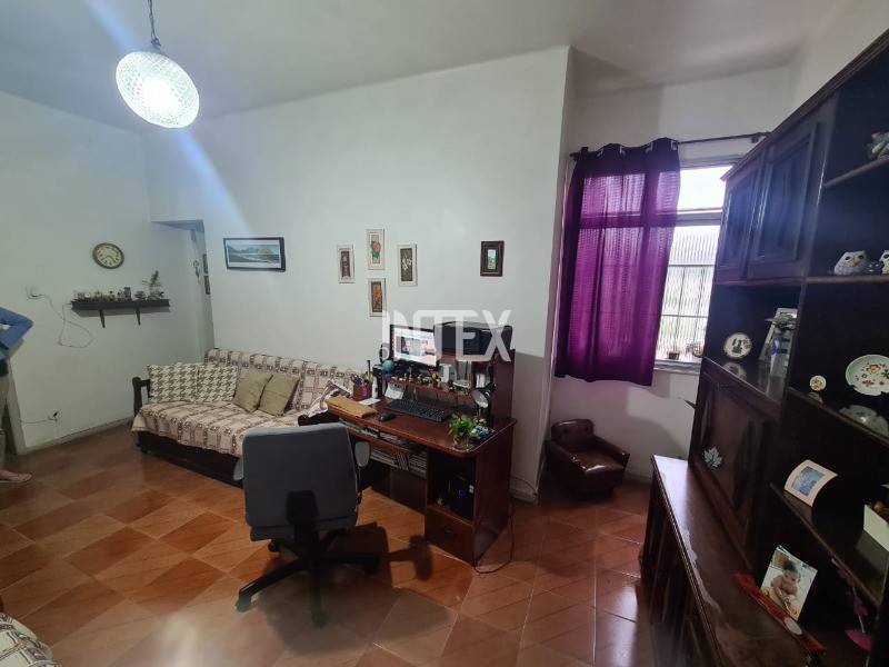 Apartamento à venda com 2 quartos, 81m² - Foto 1