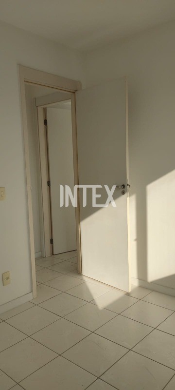 Apartamento à venda com 2 quartos, 55m² - Foto 9