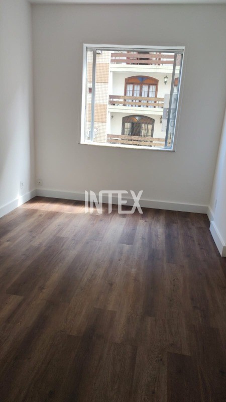 Apartamento à venda com 1 quarto, 38m² - Foto 1