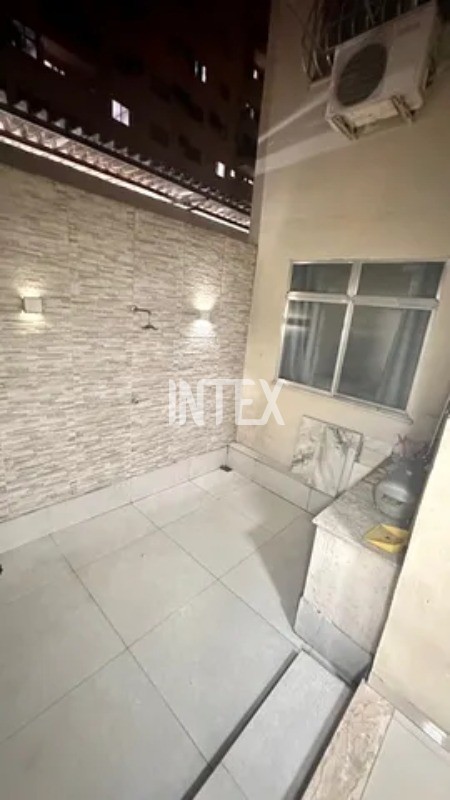 Apartamento à venda com 2 quartos, 80m² - Foto 13