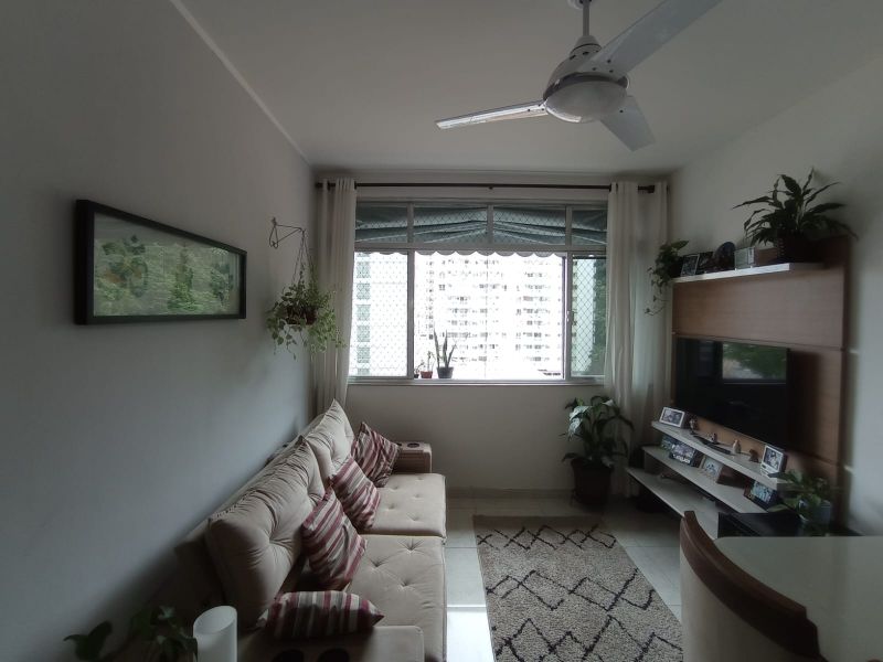 Apartamento à venda com 3 quartos, 90m² - Foto 2