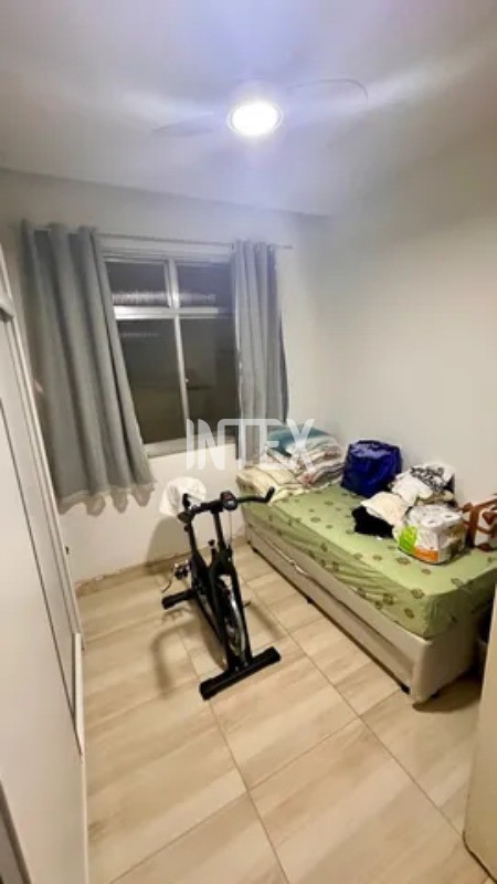 Apartamento à venda com 2 quartos, 80m² - Foto 7