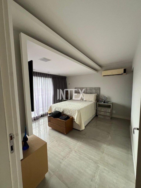 Cobertura à venda com 3 quartos, 214m² - Foto 16