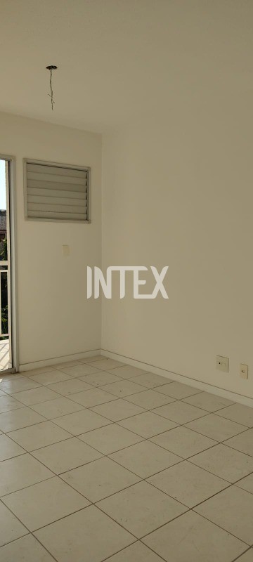 Apartamento à venda com 2 quartos, 55m² - Foto 4