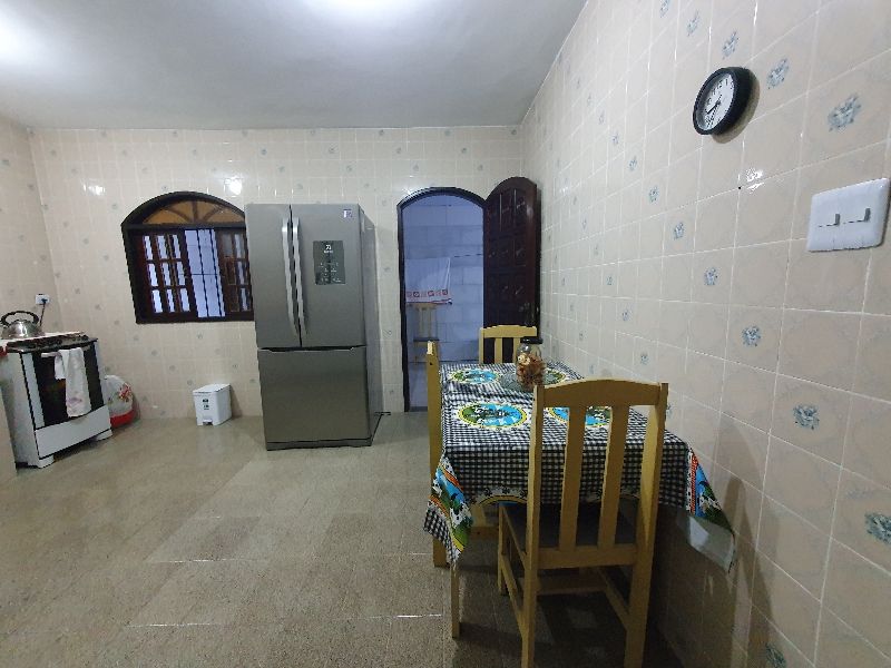 Casa à venda com 3 quartos, 221m² - Foto 10