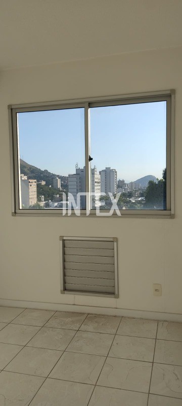 Apartamento à venda com 2 quartos, 55m² - Foto 7