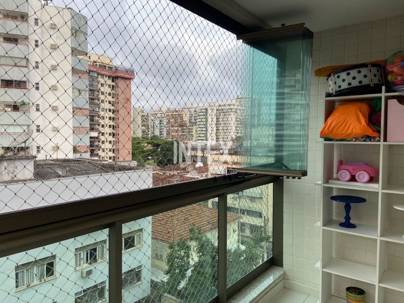 Apartamento à venda com 2 quartos, 90m² - Foto 7