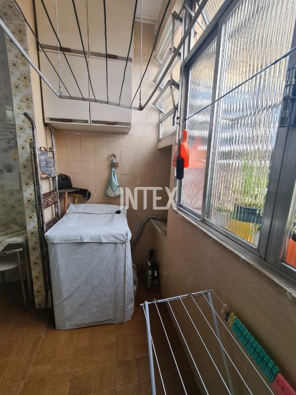 Apartamento à venda com 2 quartos, 81m² - Foto 9