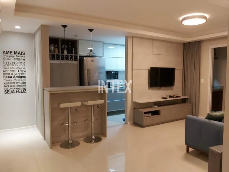 Apartamento à venda com 3 quartos, 90m² - Foto 2