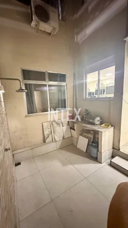 Apartamento à venda com 2 quartos, 80m² - Foto 12