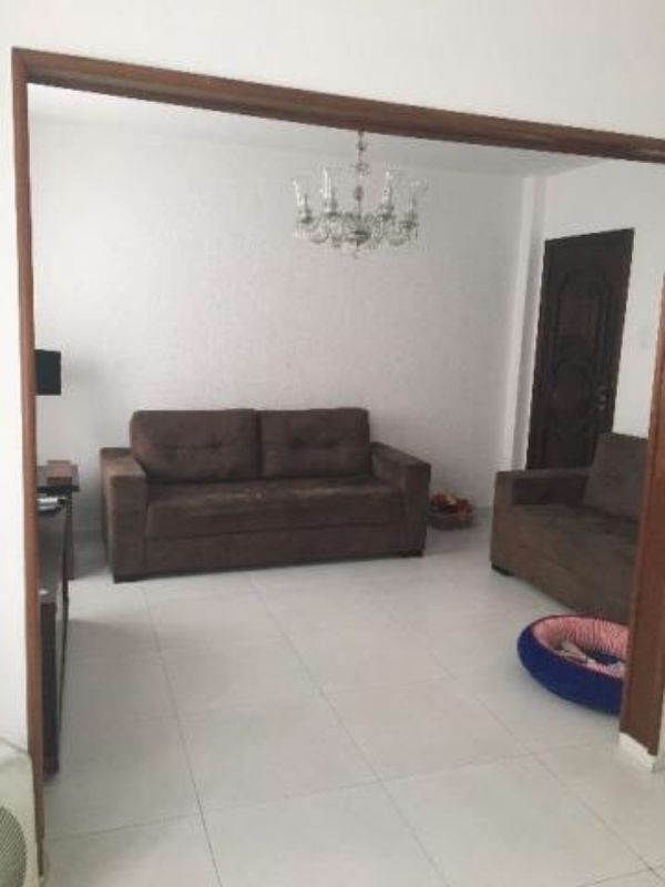 Apartamento à venda com 3 quartos, 80m² - Foto 2