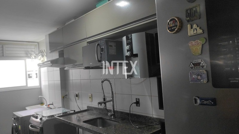 Apartamento à venda com 2 quartos, 70m² - Foto 15