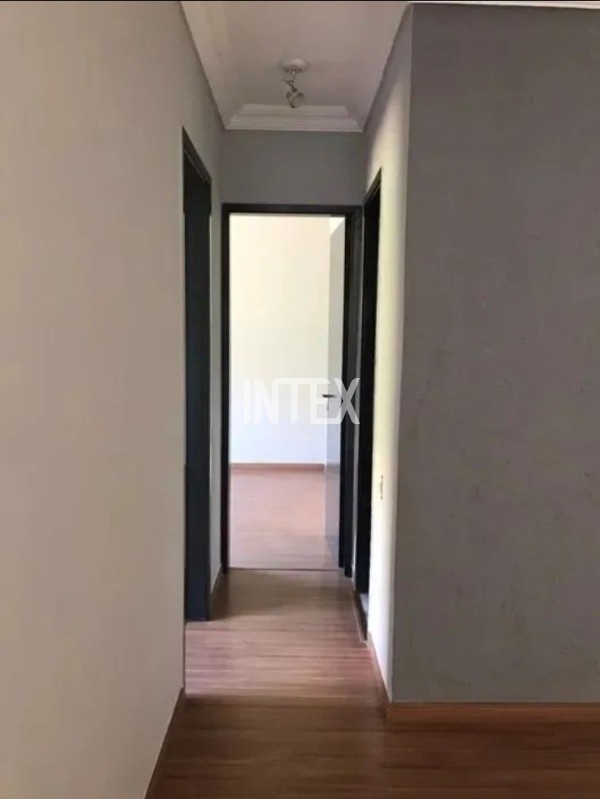 Apartamento à venda com 2 quartos, 65m² - Foto 4