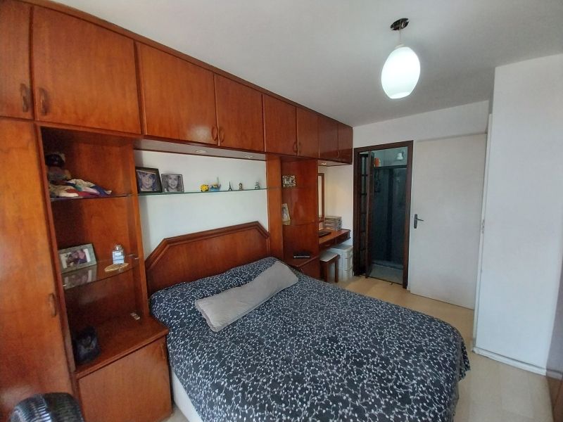 Apartamento à venda com 3 quartos, 100m² - Foto 12