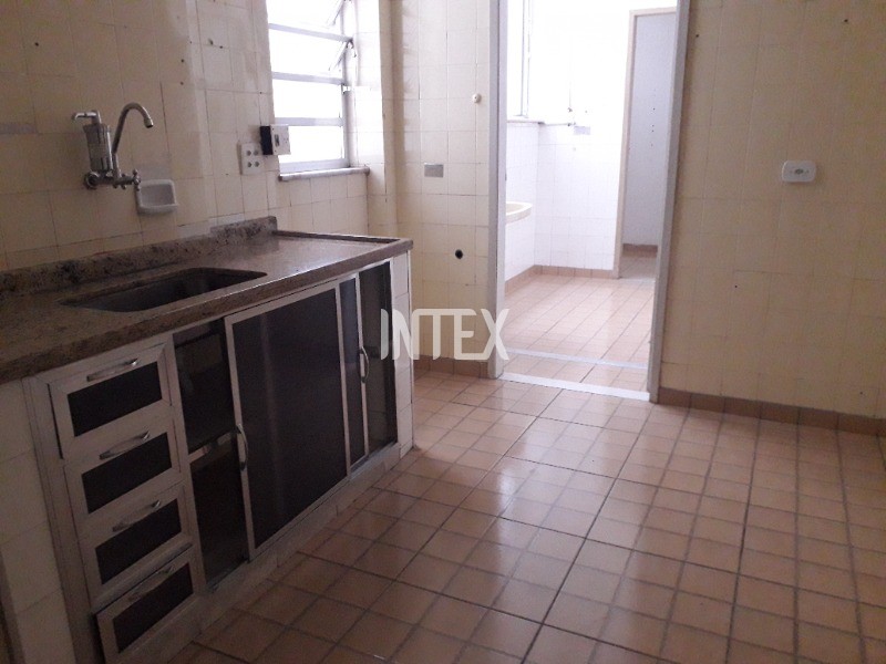 Apartamento à venda com 2 quartos, 70m² - Foto 10