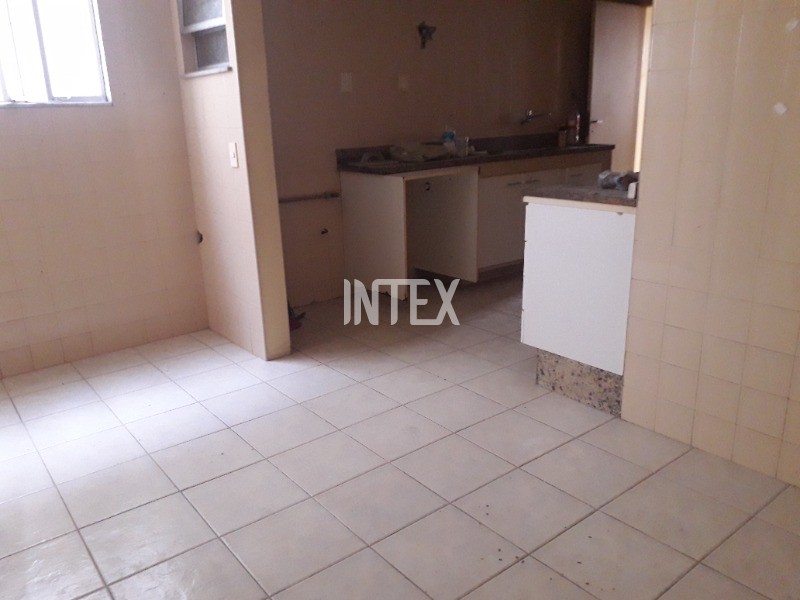 Apartamento à venda com 3 quartos, 130m² - Foto 16