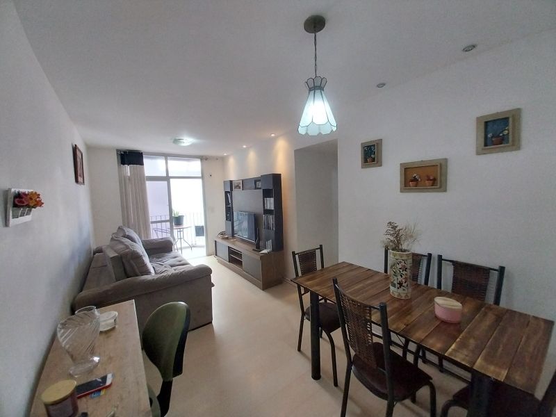 Apartamento à venda com 3 quartos, 100m² - Foto 1