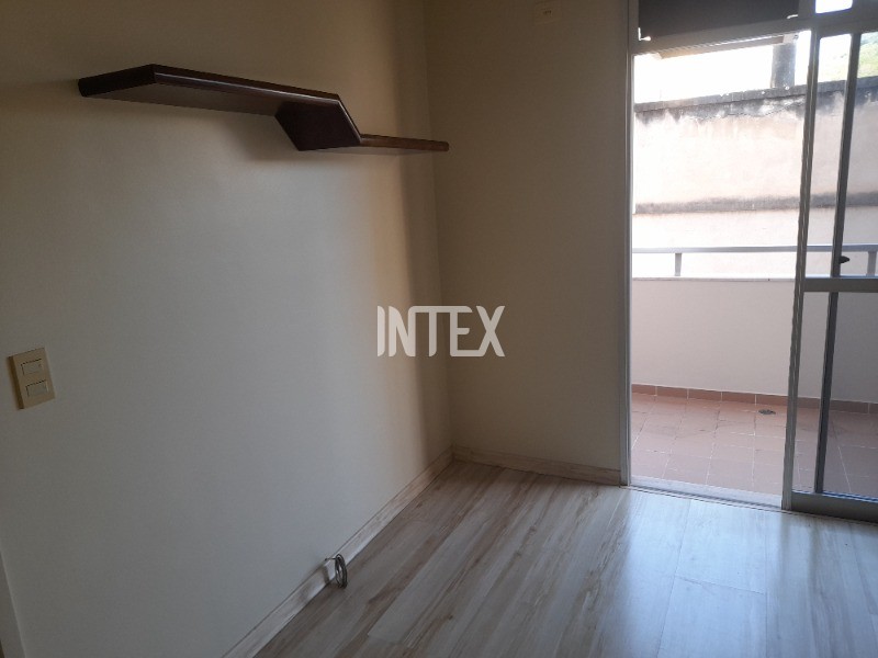 Apartamento à venda com 1 quarto, 54m² - Foto 4