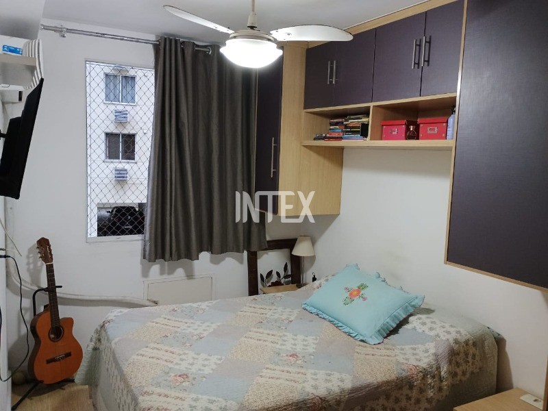 Apartamento à venda com 2 quartos, 69m² - Foto 5