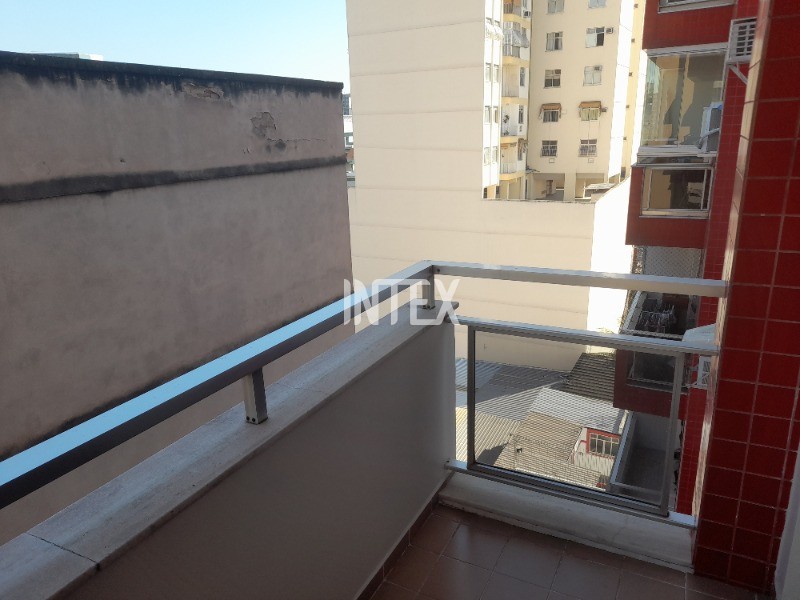 Apartamento à venda com 1 quarto, 54m² - Foto 8