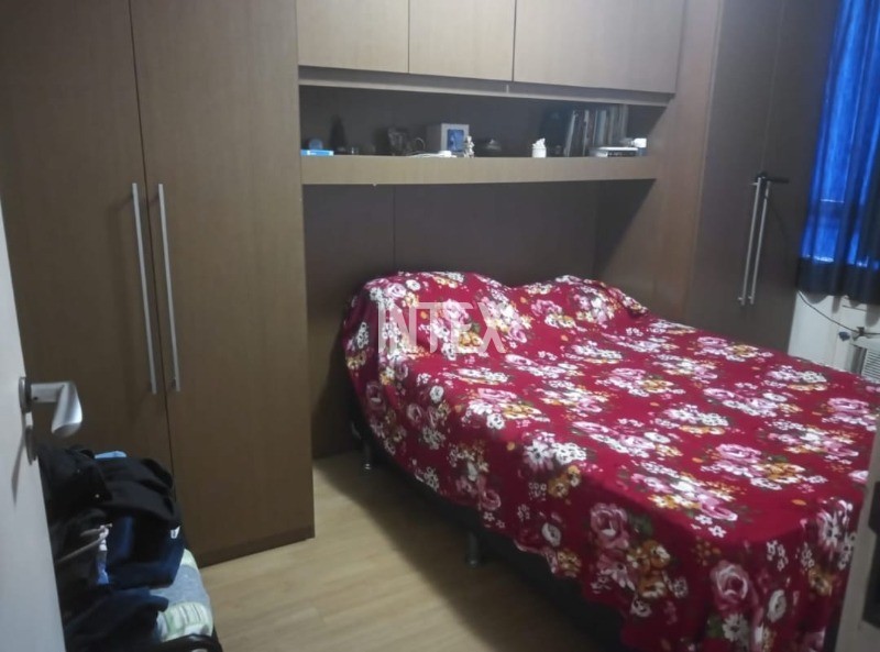 Apartamento à venda com 2 quartos, 60m² - Foto 5