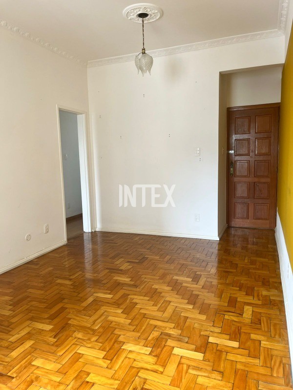 Apartamento à venda com 2 quartos, 90m² - Foto 6