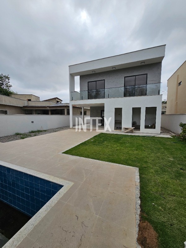 Casa à venda com 3 quartos, 395m² - Foto 3