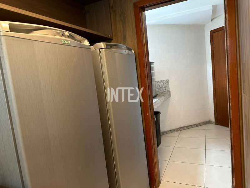 Apartamento à venda com 2 quartos, 80m² - Foto 16