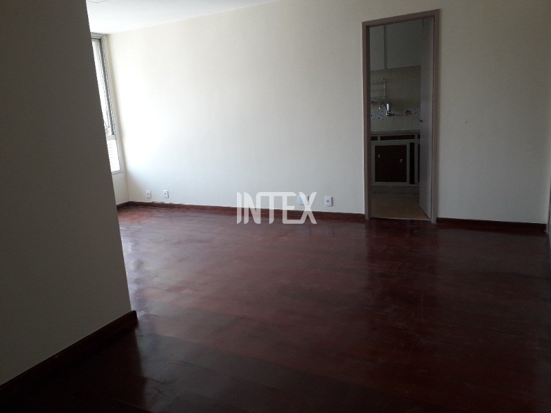 Apartamento à venda com 2 quartos, 73m² - Foto 3