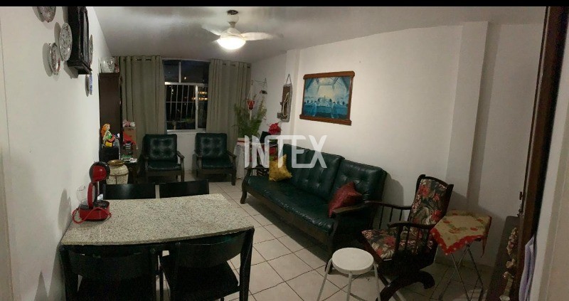 Apartamento à venda com 2 quartos, 70m² - Foto 1