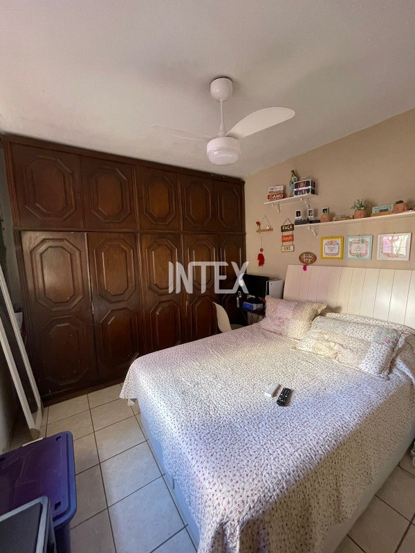 Apartamento à venda com 2 quartos, 70m² - Foto 7