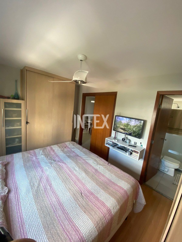 Apartamento à venda com 2 quartos, 80m² - Foto 5