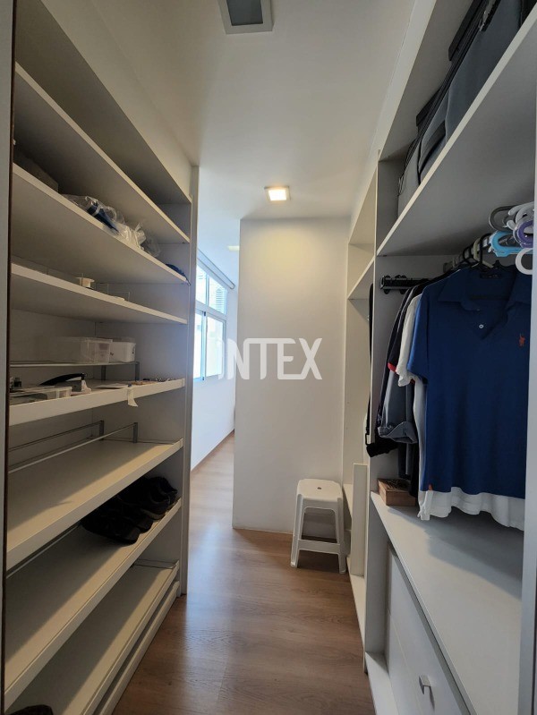 Apartamento à venda com 3 quartos, 130m² - Foto 12