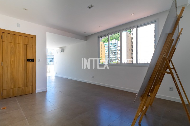 Cobertura à venda com 3 quartos, 237m² - Foto 13